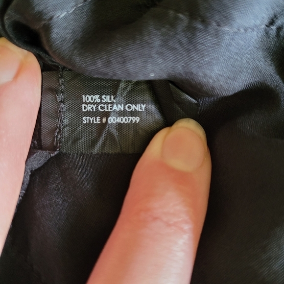 Club Monaco silk layered sleeveless blouse​ - Picture 10 of 12